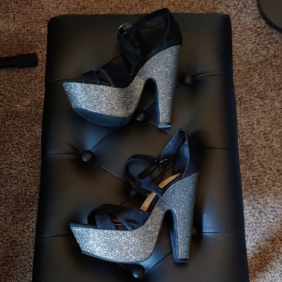 Giani Bini heels - Picture 2 of 5